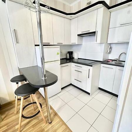 Beauty Studio In Center Apartment Chisinau Exterior foto