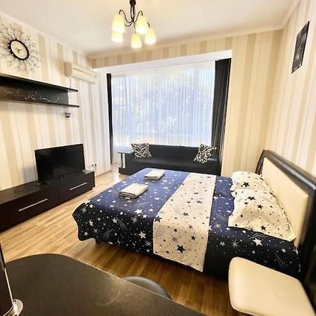 Beauty Studio In Center Apartment Chisinau Exterior foto