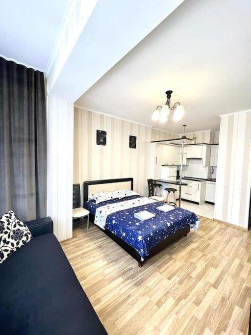 Beauty Studio In Center Apartment Chisinau Exterior foto